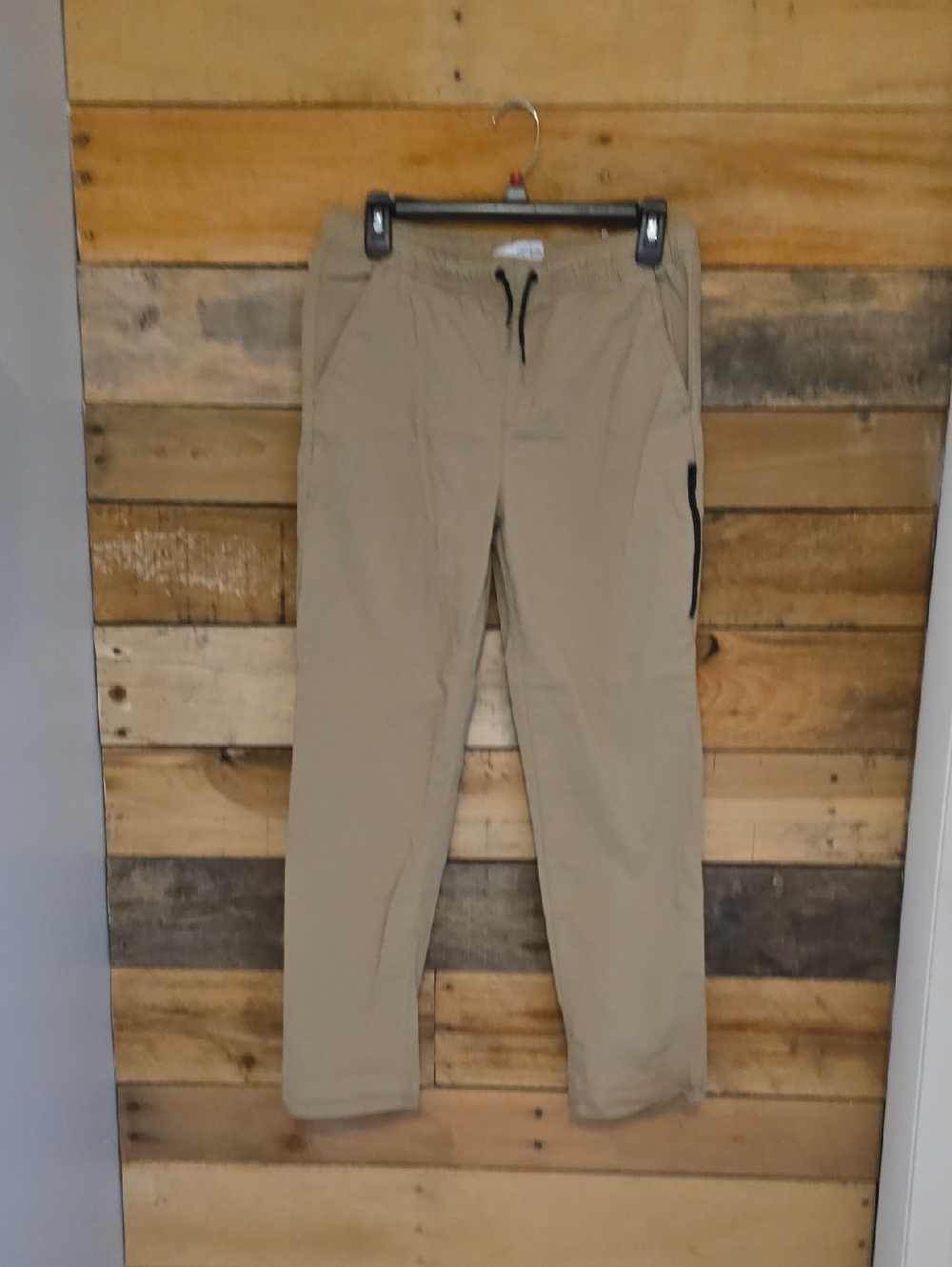 Old Navy Boys' Tech Taper Pants, Size 14/16 Plus Casual Drawstring Pants - Khaki